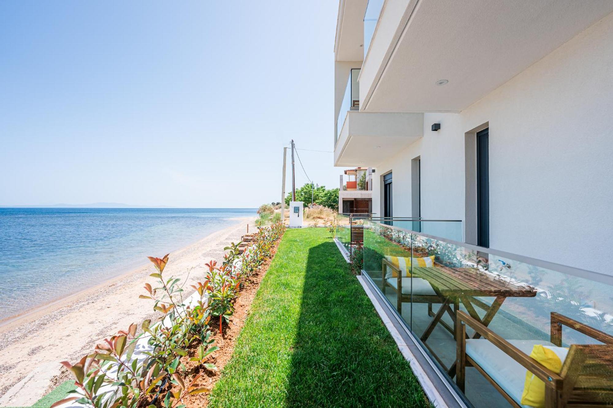 Azzurro E Verde By Rentalspro - Nea Potidaia Halkidiki Nea Poteidaia Exterior photo