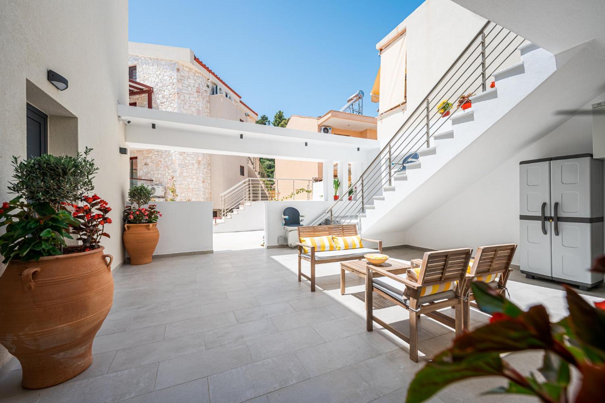 Azzurro E Verde By Rentalspro - Nea Potidaia Halkidiki Nea Poteidaia Exterior photo